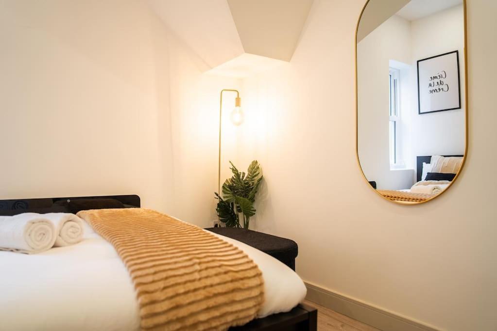 Five Star Boutique Studio Flat In ลอนดอน ภายนอก รูปภาพ